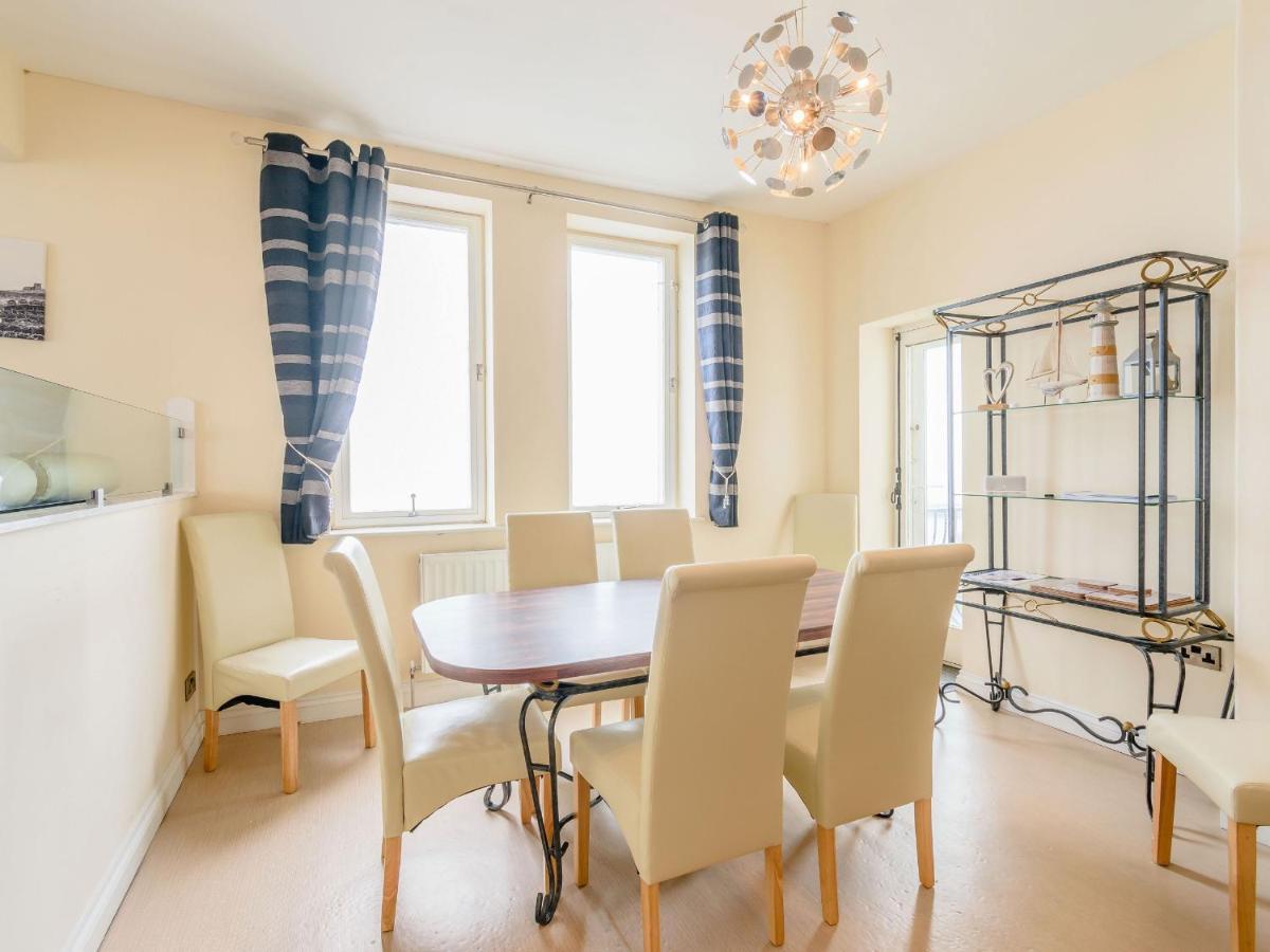 Ferienwohnung Cairns Vista Whitby Exterior foto